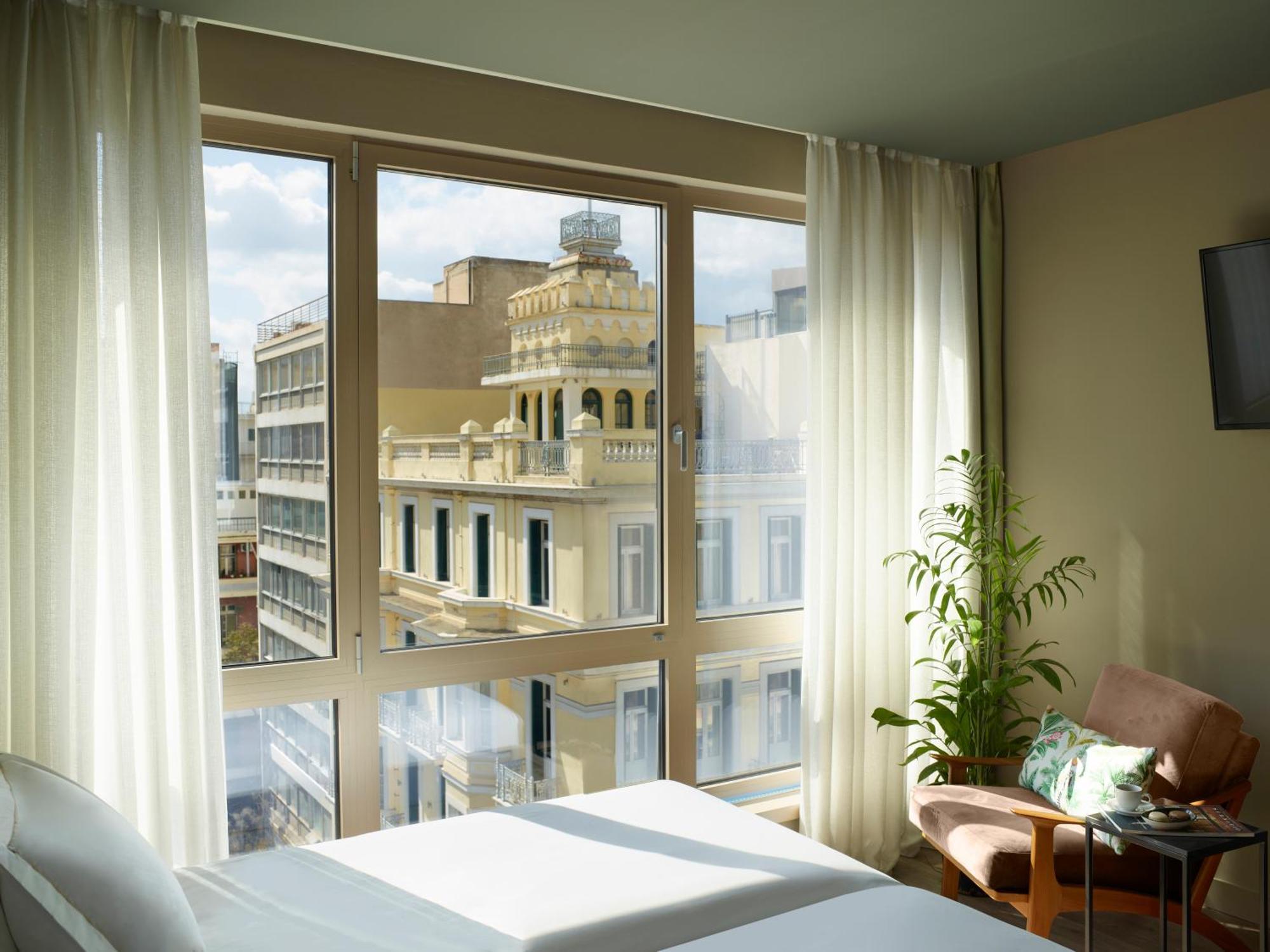 Superior Double or Twin Room City View
