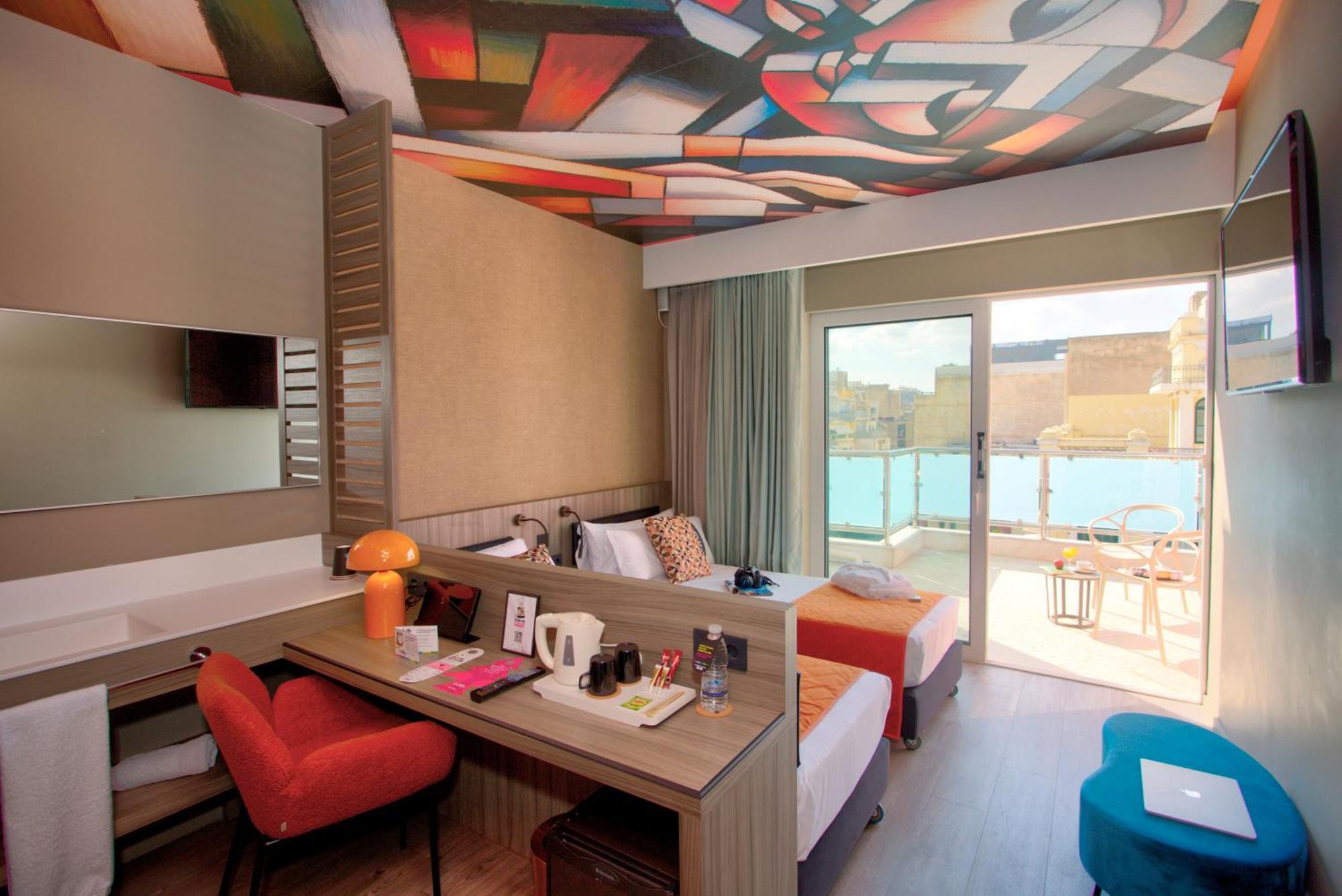Double or Twin Room Balcony