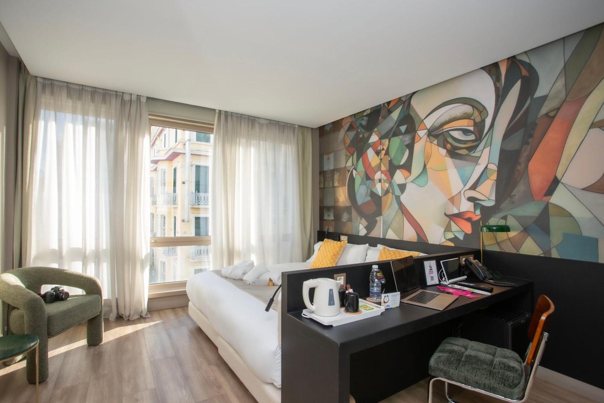 Superior Double or Twin Room City View