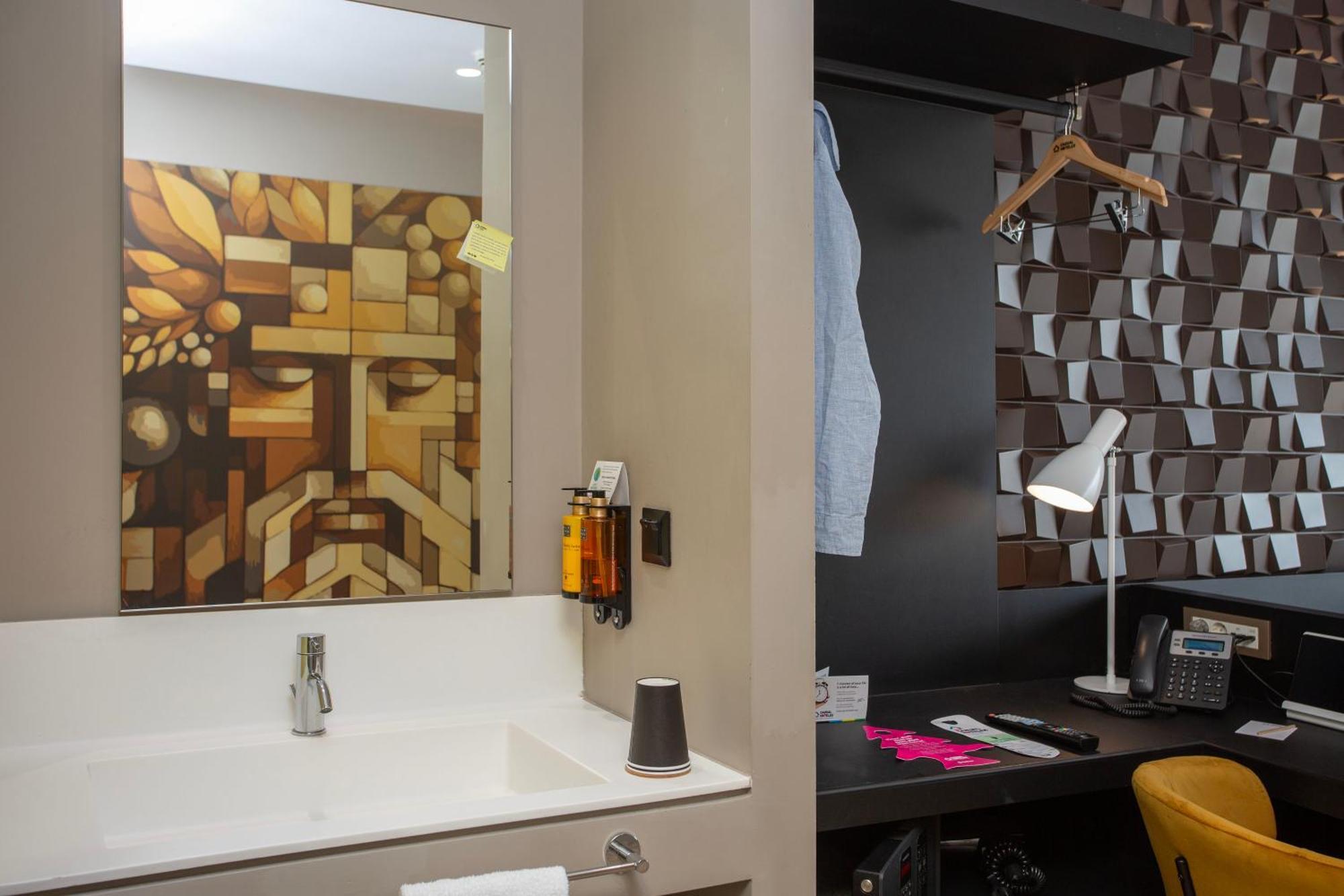 Superior Double or Twin Room City View